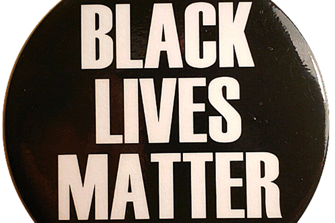 “Black Lives Matter” buttons were distributed by UFCW 21 to Fred Meyer and QFC employees in August 2020.