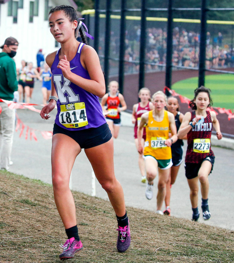 Kamiak senior Emma Arceo placed fourth in the girls varsity gold race. (Kevin Clark / The Herald)
