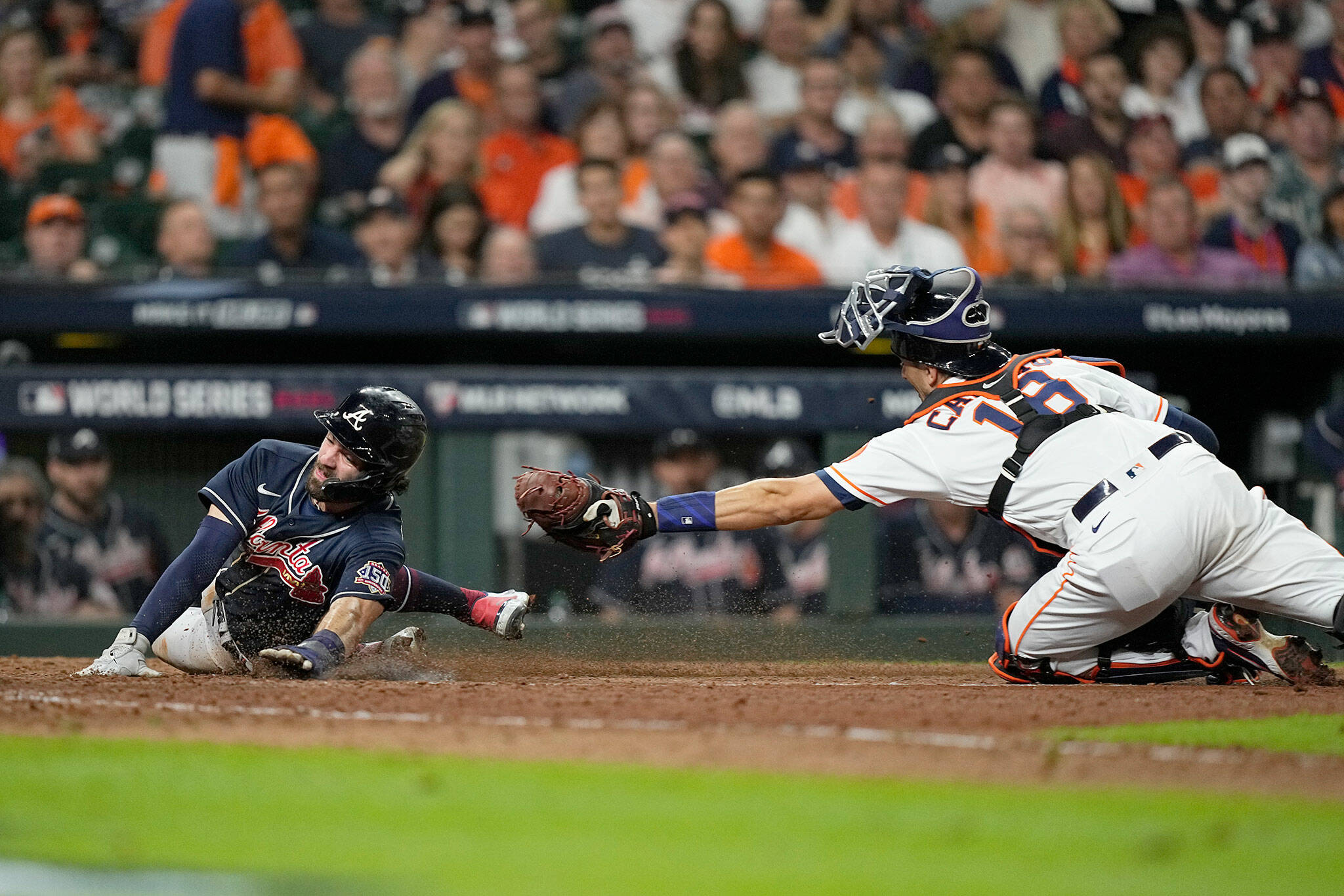 Braves top Astros in Game 1 of World Series