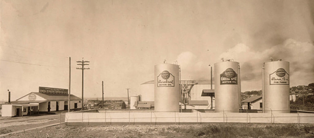 The predecessors of ExxonMobil Oil Corp. owned a roughly one-acre site, now next to the Port of Everett, from 1927 to 1974. The land housed large petroleum tanks, and a portion of it was later sold to American Distributing Company. (Washington State Department of Ecology)
