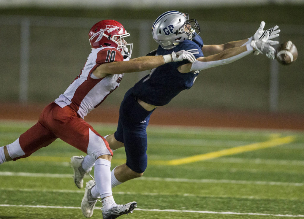 Marysville Pilchuck’s Jordan Velasquez in coverage against Glacier Peak during a game Sept. 24 in Snohomish. (Olivia Vanni / The Herald)
