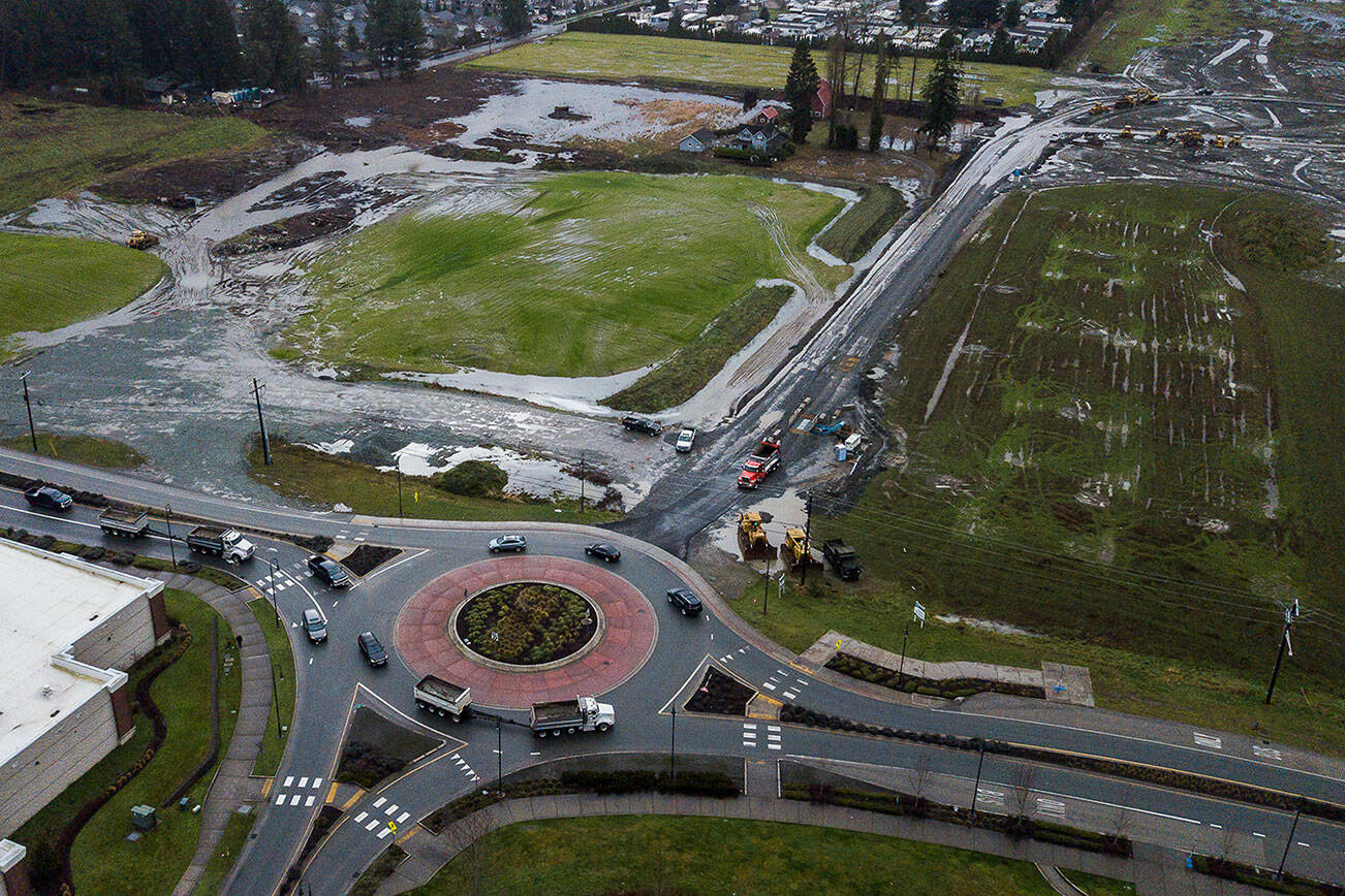 Traffic moves along 172nd Street NE near the intersection at 23rd Avenue NE on Friday, Jan. 7, 2022 in Marysville, Washington. (Olivia Vanni / The Herald)