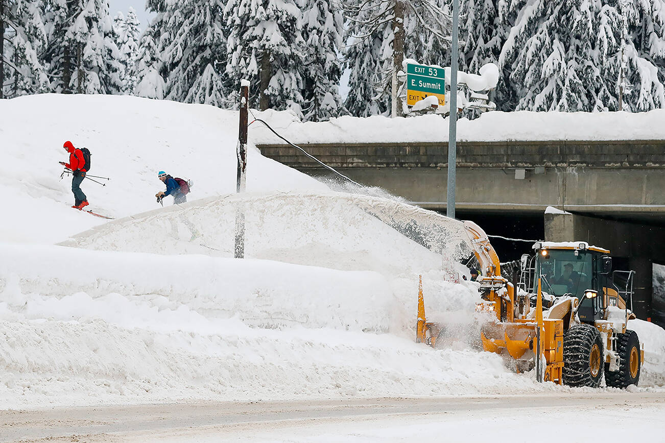 Snoqualmie Pass sees the most snowfall its had in 20 years