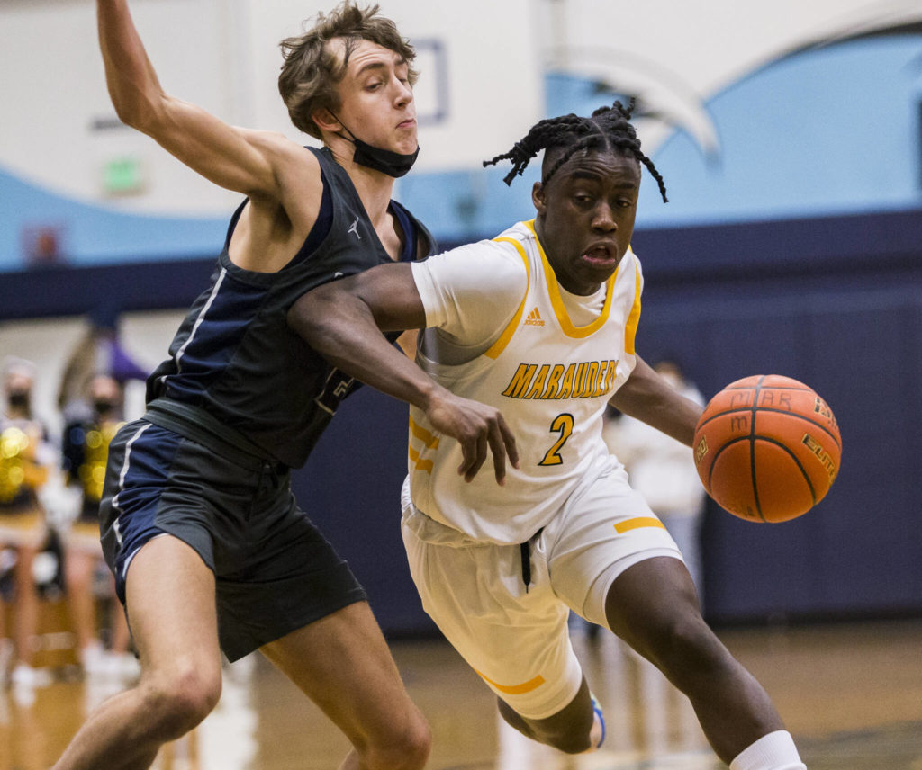 Tijan Saine and Mariner clinched the Wesco 4A title, which marks the program’s first league championship since the 2002-03 season. (Olivia Vanni / The Herald)
