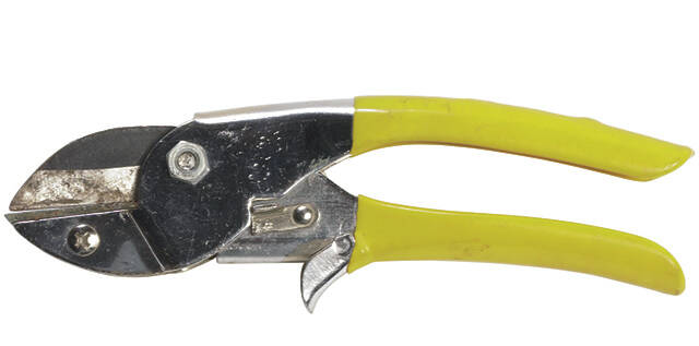 pruning shears