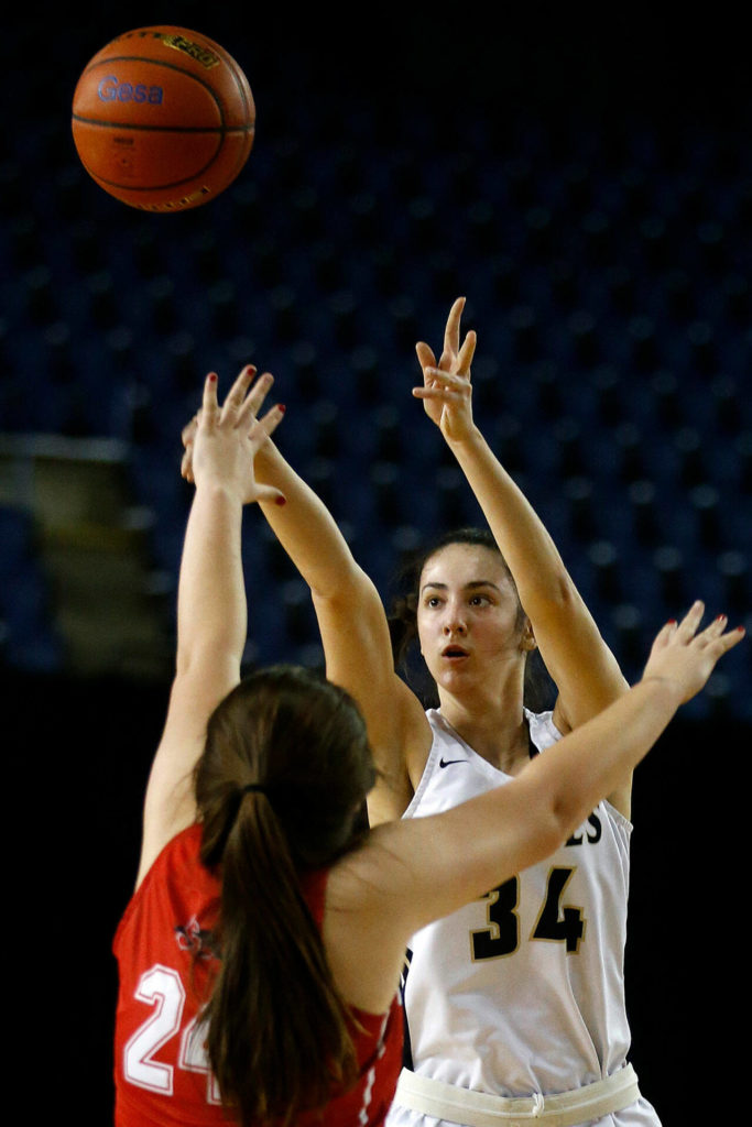 Jenna Villa hit three 3-pointers and led the Eagles with 14 points. (Ryan Berry / The Herald)

