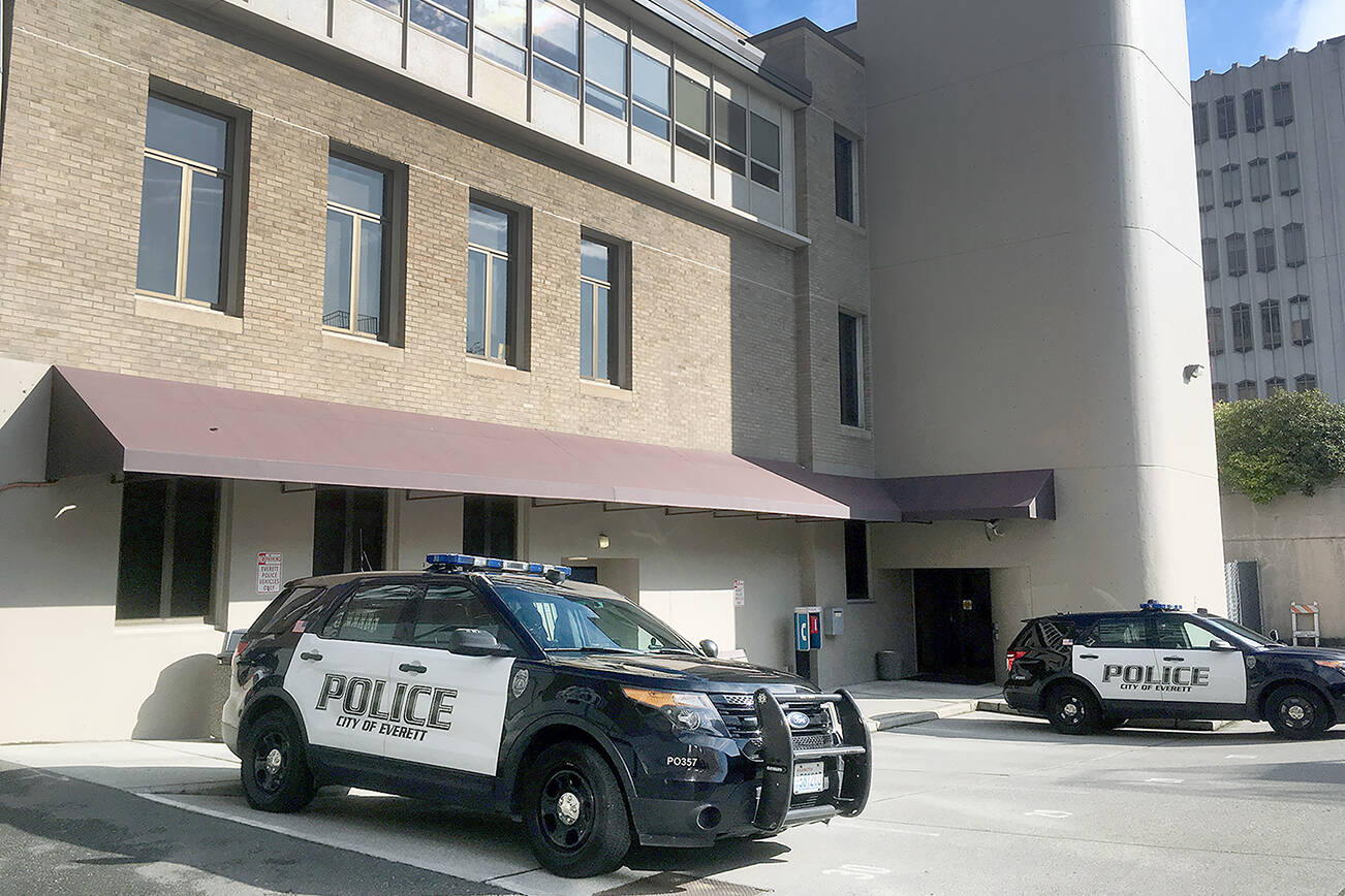 Study reveals how public, officers feel about Everett police