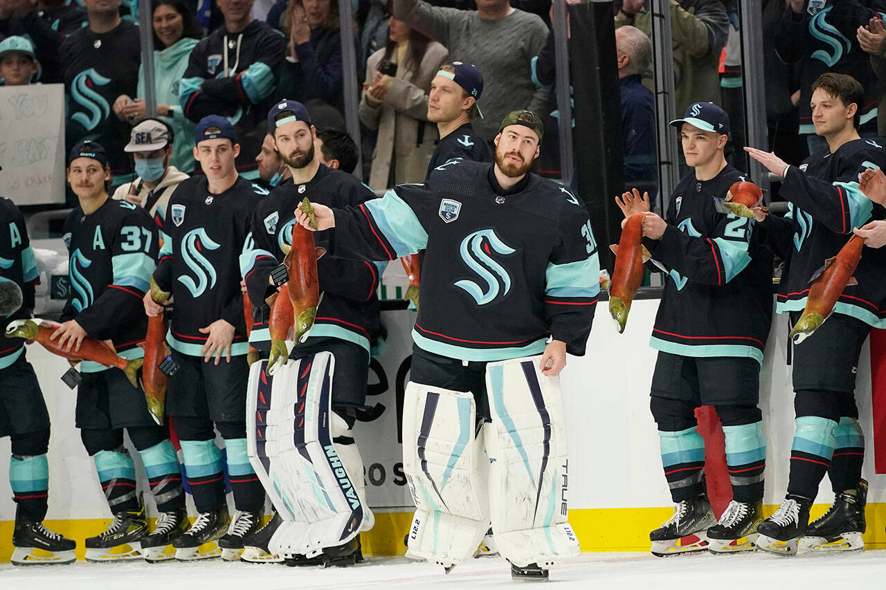 Hockey rivalries set aside at the annual Memorial Cup Fan