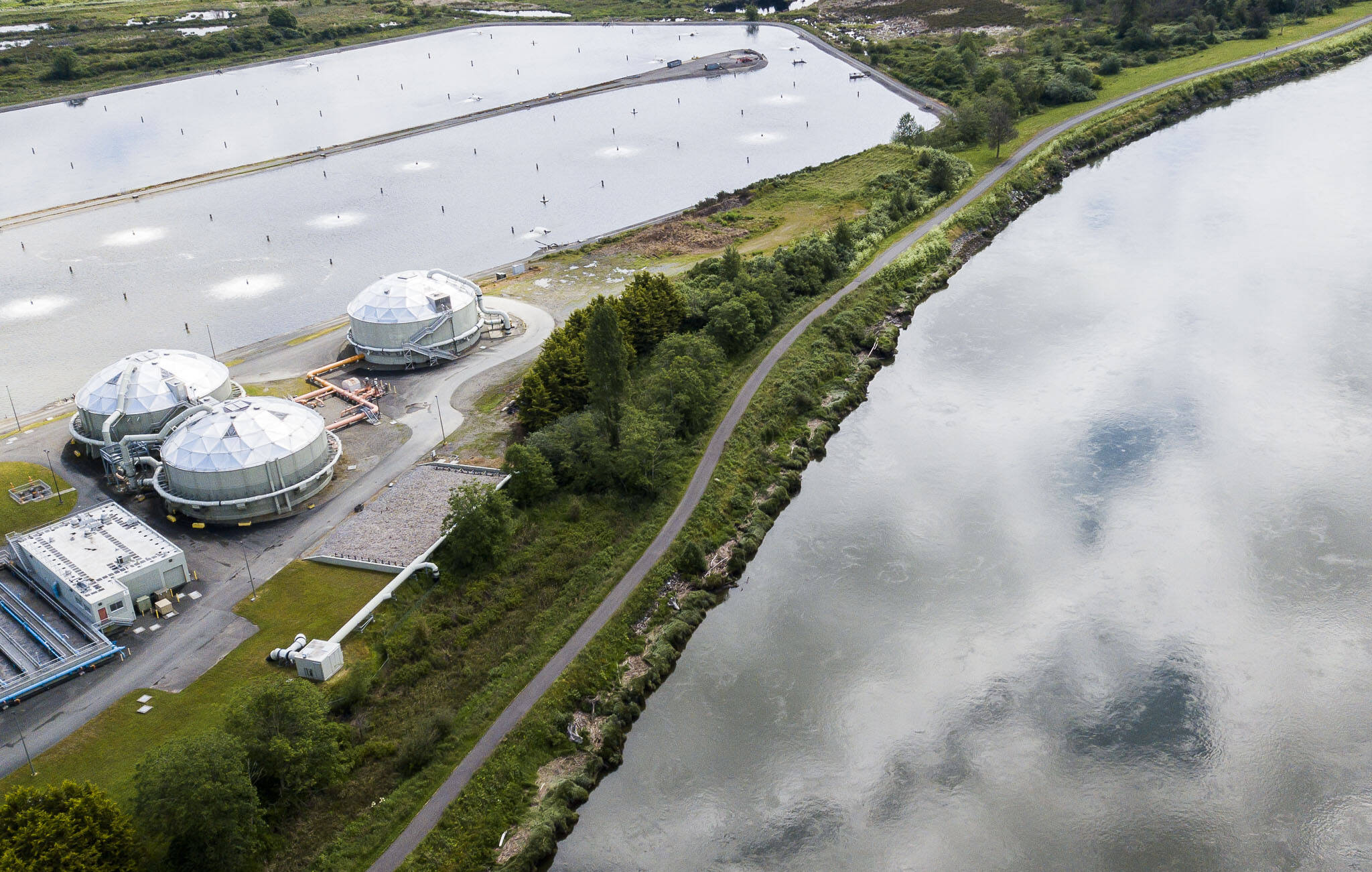 The Everett Wastewater Treatment Plant along the Snohomish River on Thursday. (Olivia Vanni / The Herald)