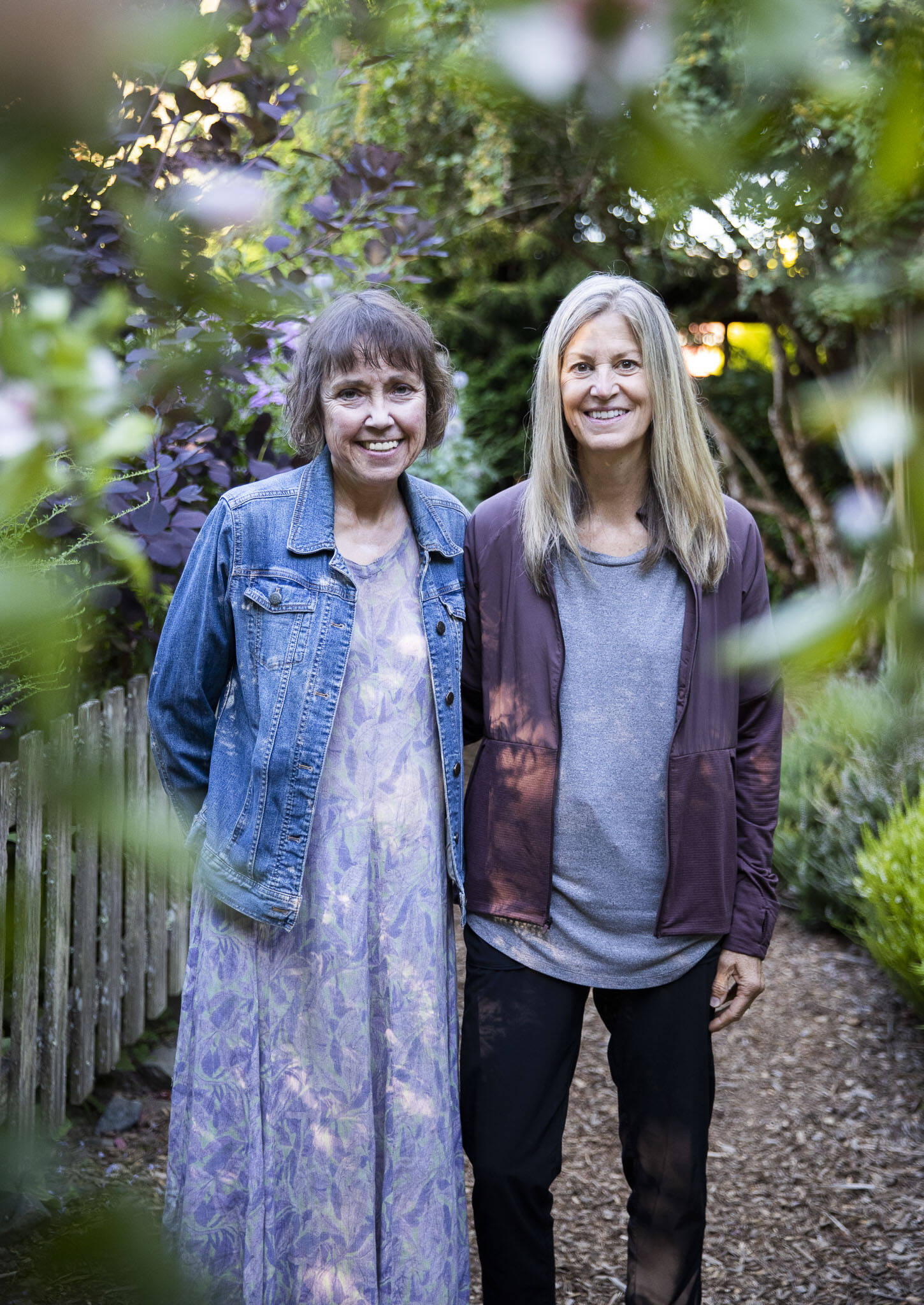 Diane Tillman, left, with Susan Kasch, her kidney donor, at Jennings Memorial Park on Wednesday, in Marysville. (Olivia Vanni / The Herald)