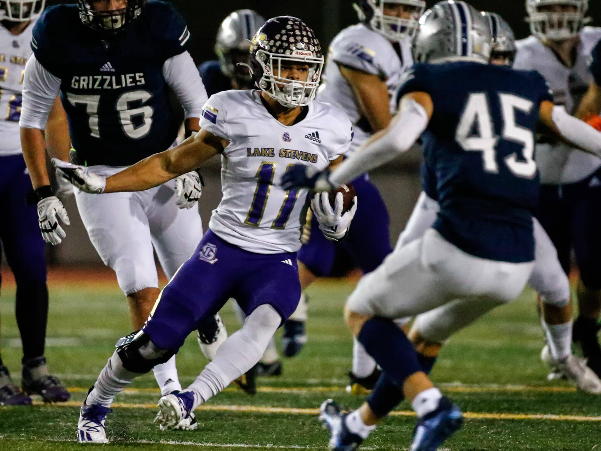 Star running back Jayden Limar headlines a Lake Stevens team that some consider to be the 4A state title favorite. But with another state title contender in Glacier Peak and a Kamiak program on the rise, Wesco 4A is loaded at the top. (Kevin Clark / The Herald)