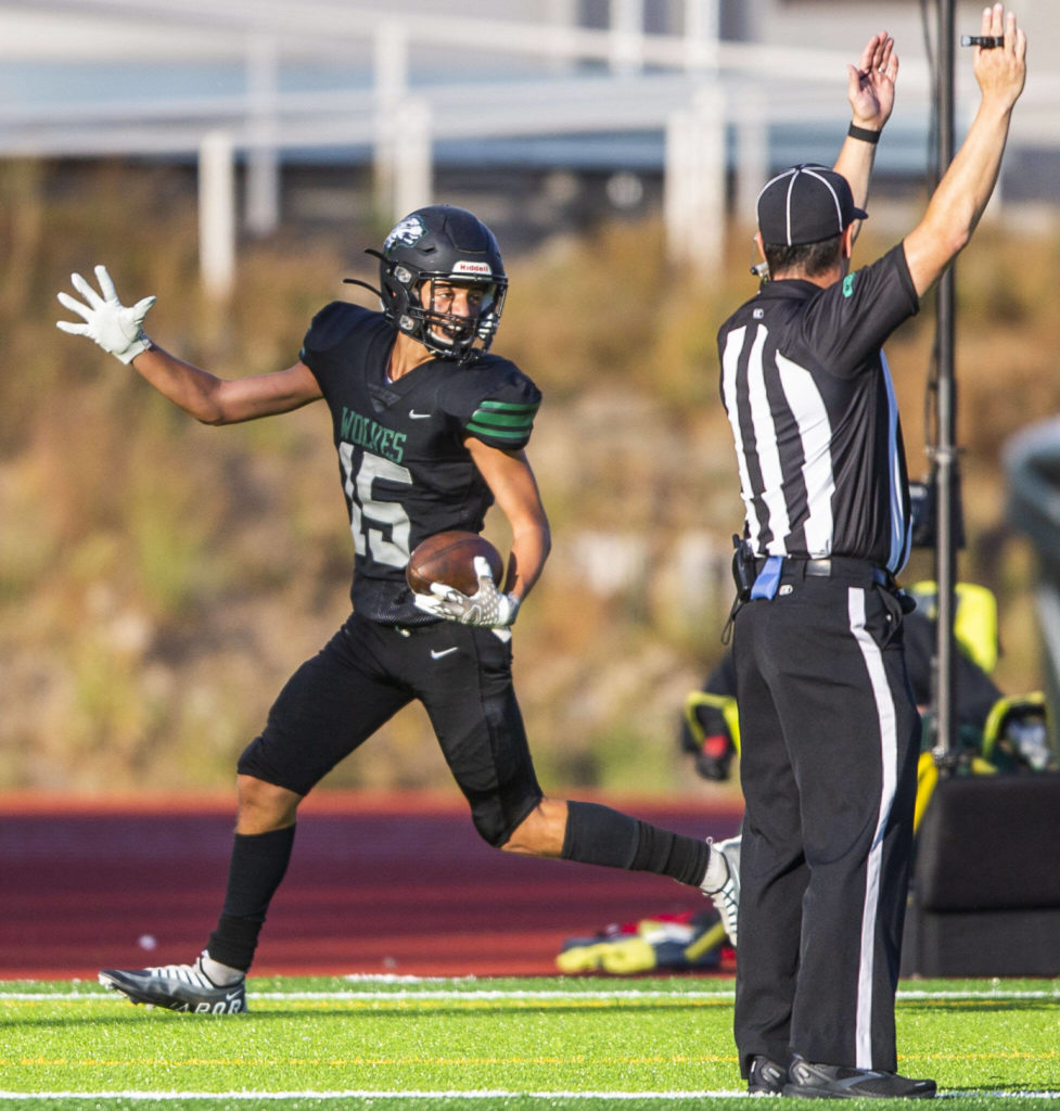 Jackson’s Joseph Eichhorn gets a touchdown during the game against Cascade on Friday, Sept. 23, 2022 in Everett, Washington. (Olivia Vanni / The Herald)
