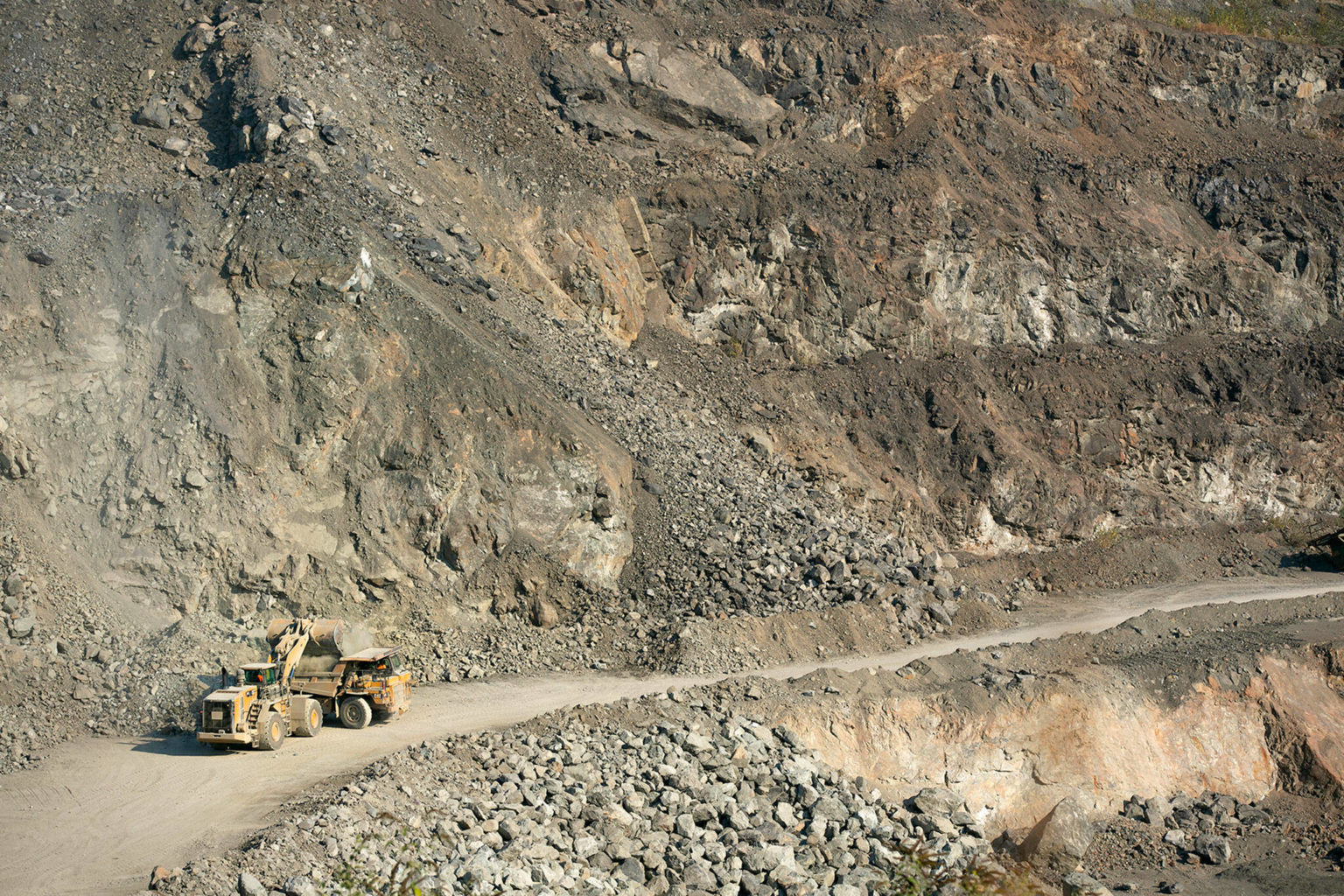 As Granite Falls’ 425acre mine aims to expand, neighbors have