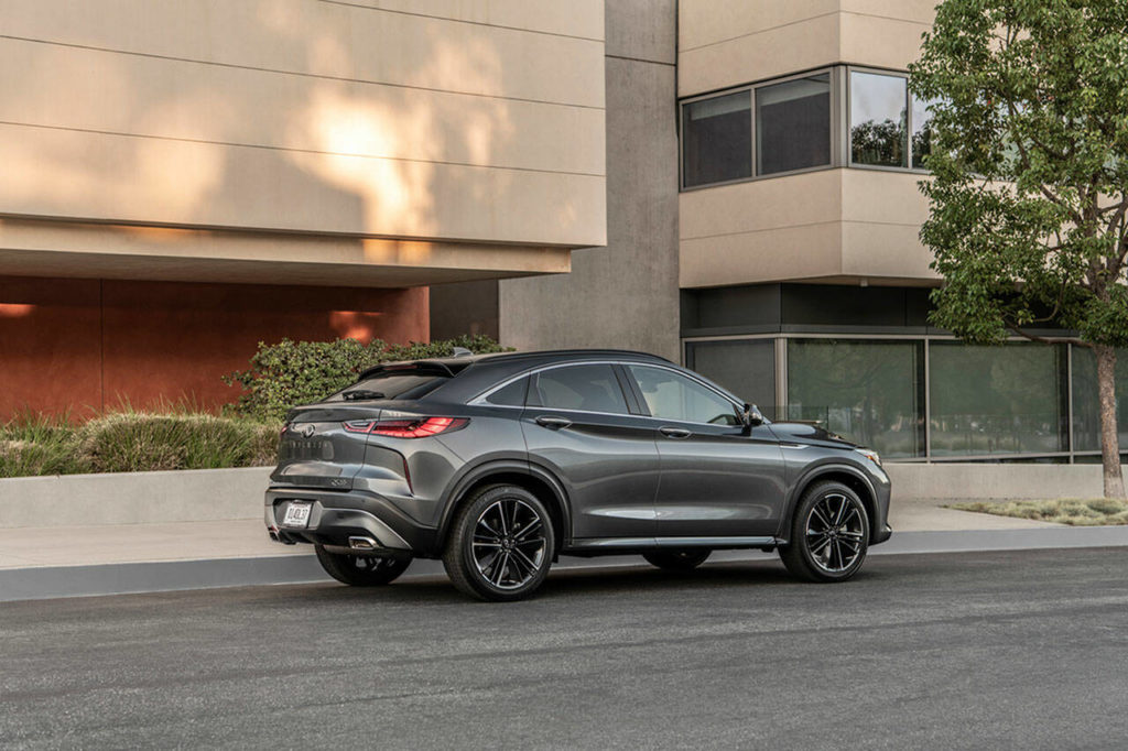 The 2023 Infiniti QX55 has seating for five. Back-seat passengers are treated to 38.7 inches of legroom. (Infiniti)

