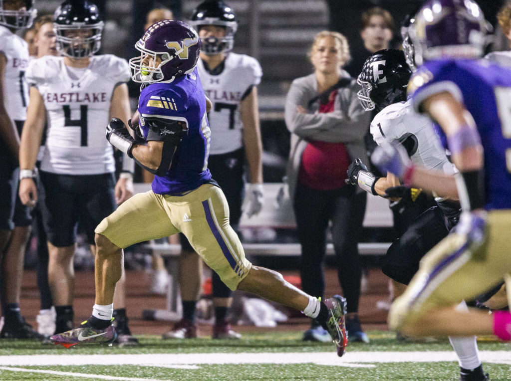 Jayden Limar and the Vikings faced likely the toughest non-league slate in program history. (Olivia Vanni / The Herald)
