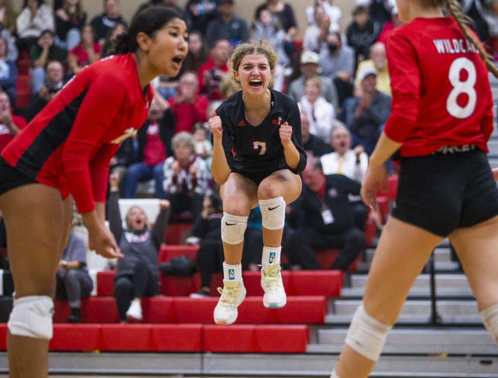 Archbishop Murphy’s Lauren Fogliani reacts to a teammate getting a point during the match against Snohomish on Wednesday, Oct. 19, 2022 in Snohomish, Washington. (Olivia Vanni / The Herald)
