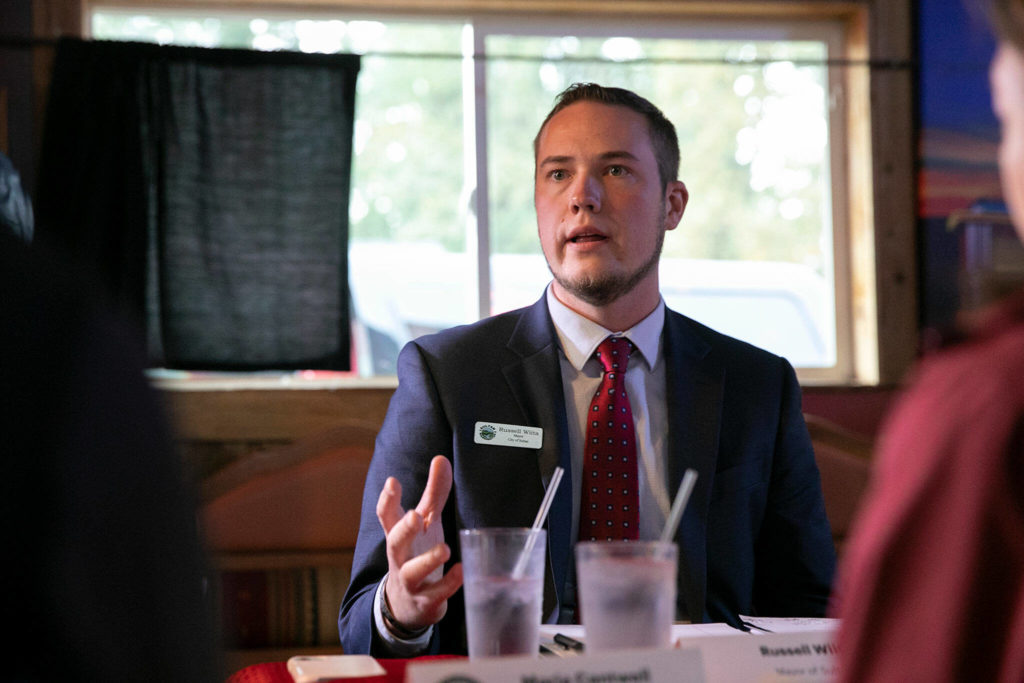 Russell Wiita, mayor of Sultan, helps lead a discussion during a meeting of local and state leaders addressing the effects of the Bolt Creek fire Thursday, at Bubba’s Roadhouse in Sultan. (Ryan Berry / The Herald)
