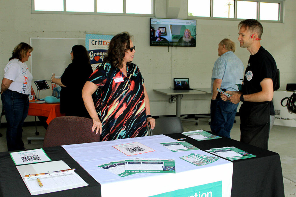 New Arlington business incubator opens