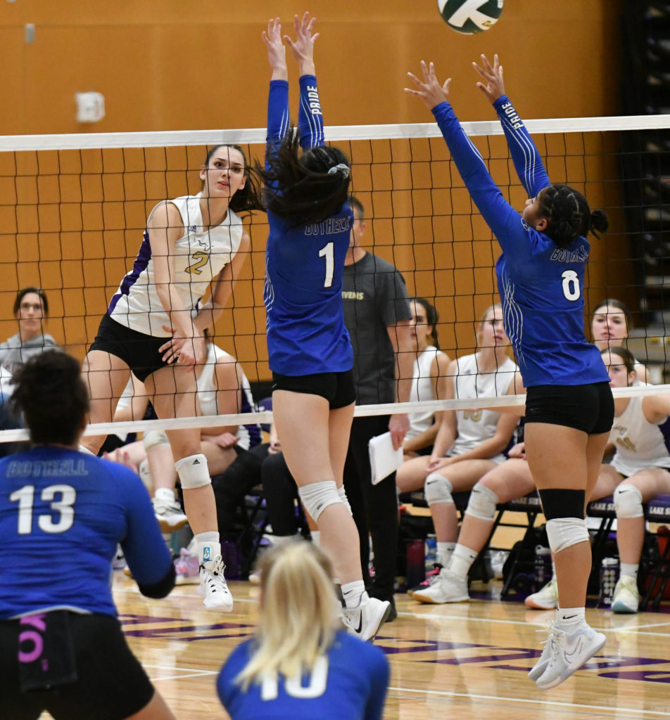 Lake Stevens&rsquo; Bella Christensen hits the ball past Bothell defenders during a 4A District 1/2 Tournament match on Nov. 8, 2022, in Lake Stevens. (John Gardner / Pro Action Image)
