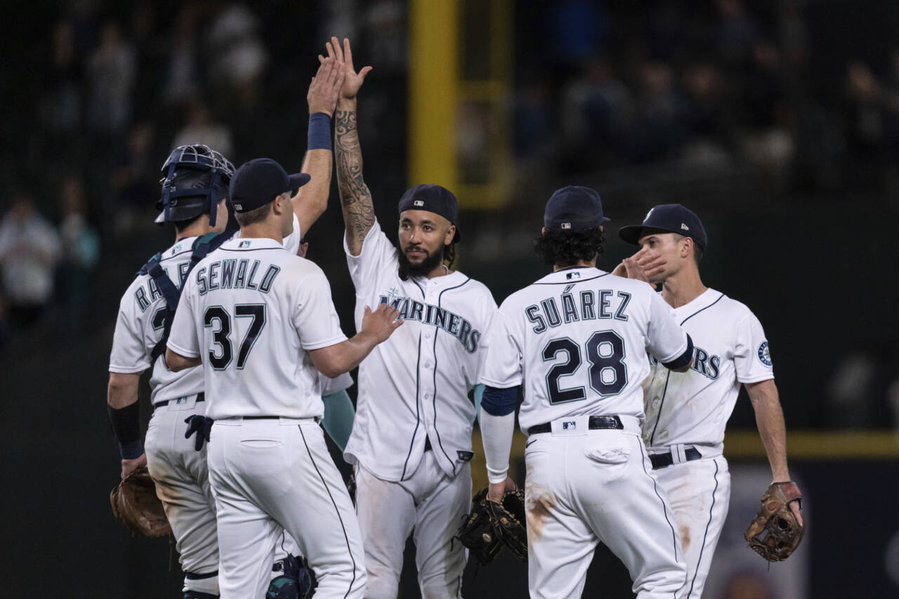 SEATTLE MARINERS PREVIEW: With trades and free agent signings, M's look to  improve on 90-win season