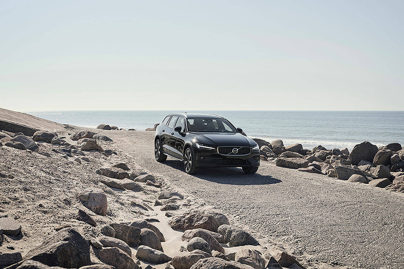 Updates to the Volvo V60 Cross Country wagon for 2023 include front and rear bumper styling revisions. (Volvo)