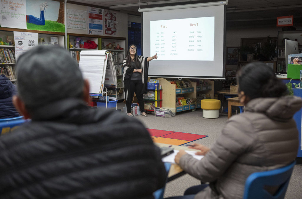 Maricel Pe Samaniego teaches English at Liberty Elementary School on Jan. 30, in Marysville. Marysville schools partners with EvCC to offer free English classes to parents of multi-lingual students. (Annie Barker / The Herald)
