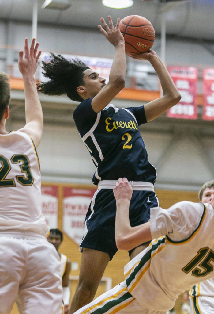 Everett’s Isaiah White makes a jump shot during the game against Shorecrest on Friday, Feb. 17, 2023 in Everett, Washington. (Olivia Vanni / The Herald)
