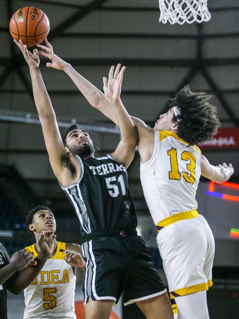 Mountlake’s Svayjeet Singh attempts a layup during the 3A quarterfinal game against O’Dea on Thursday, March 2, 2023 in Tacoma, Washington. (Olivia Vanni / The Herald)
