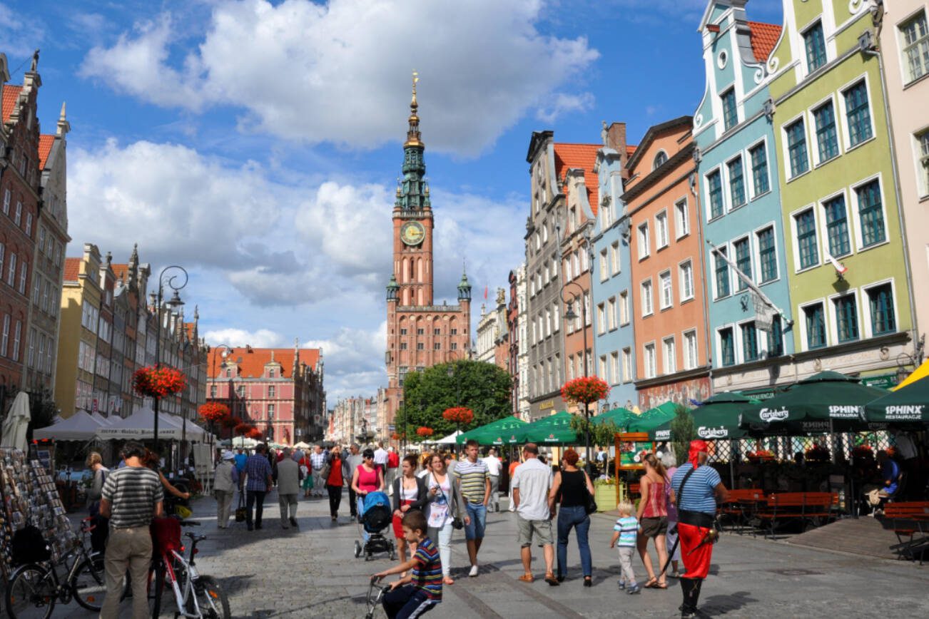 Gorgeous facades line Gdansk&apos;s main drag, echoing the city&apos;s historic importance.