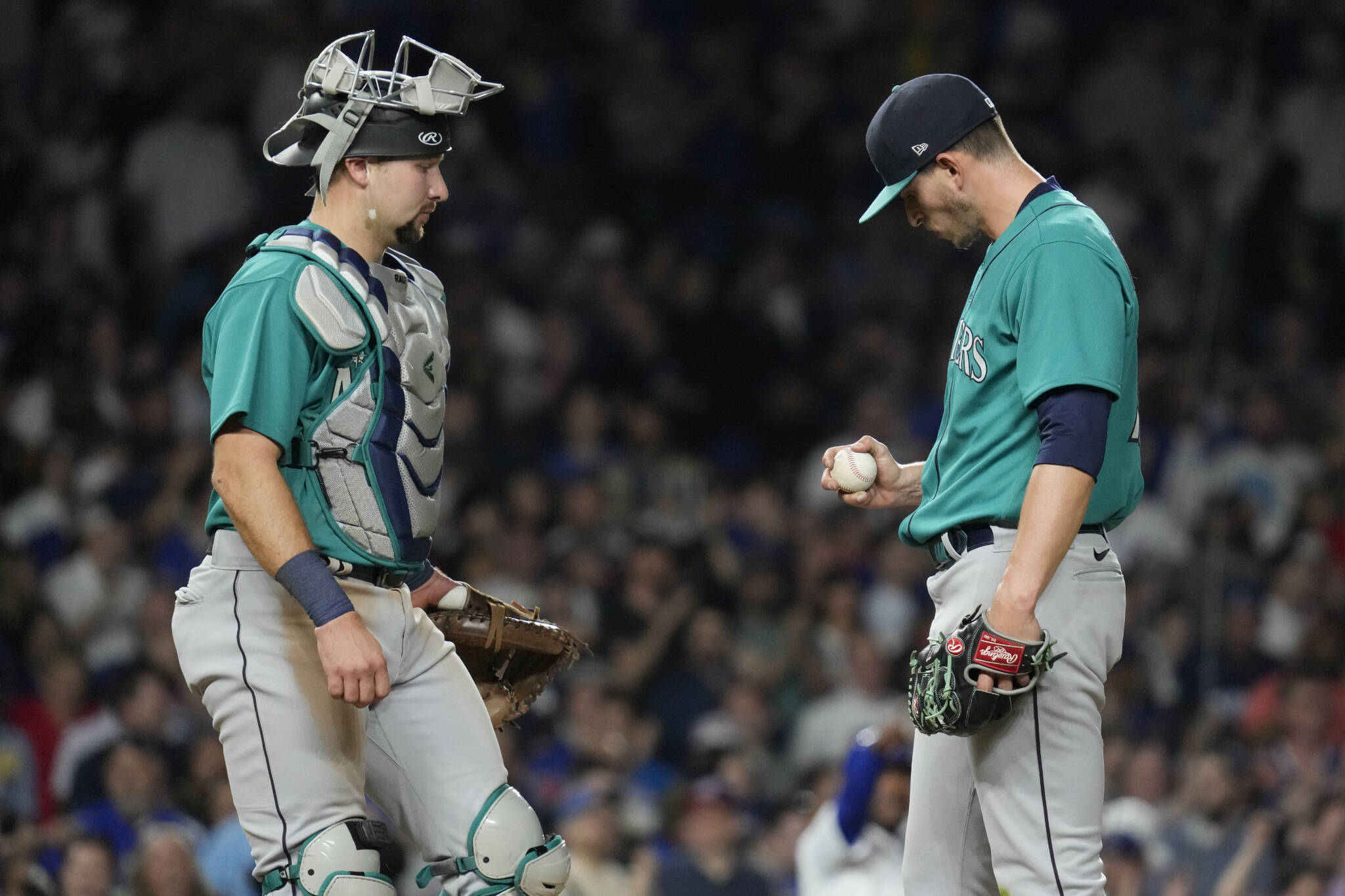 Mariners blow early 7-run lead in loss to Cubs