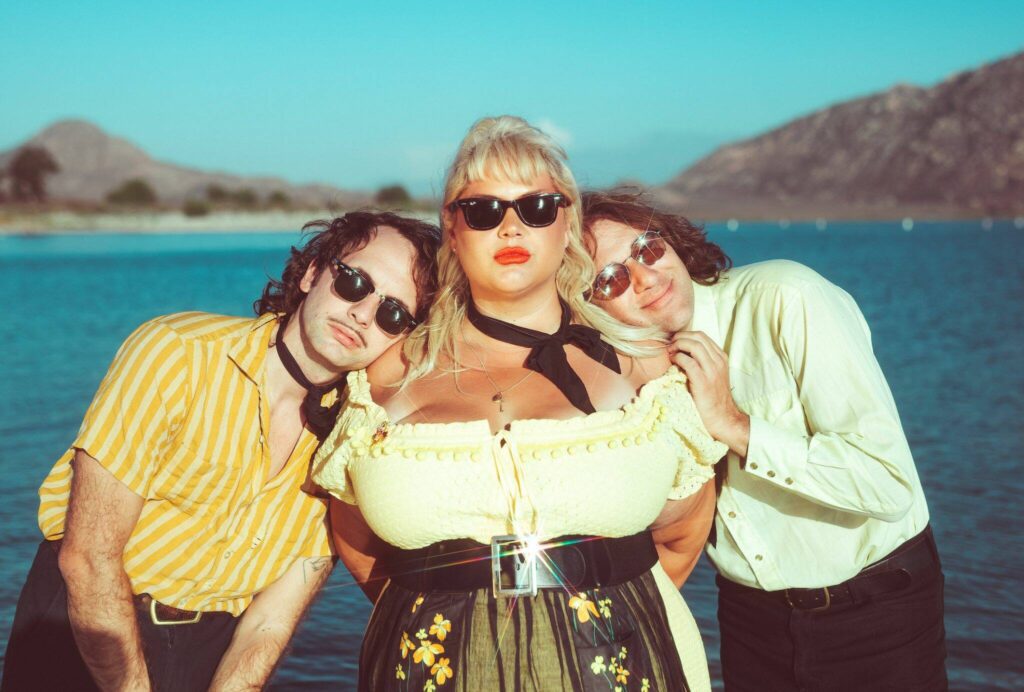 Shannon & the Clams by Bobbi Rich (photo provided by Shannon & the Clams)
