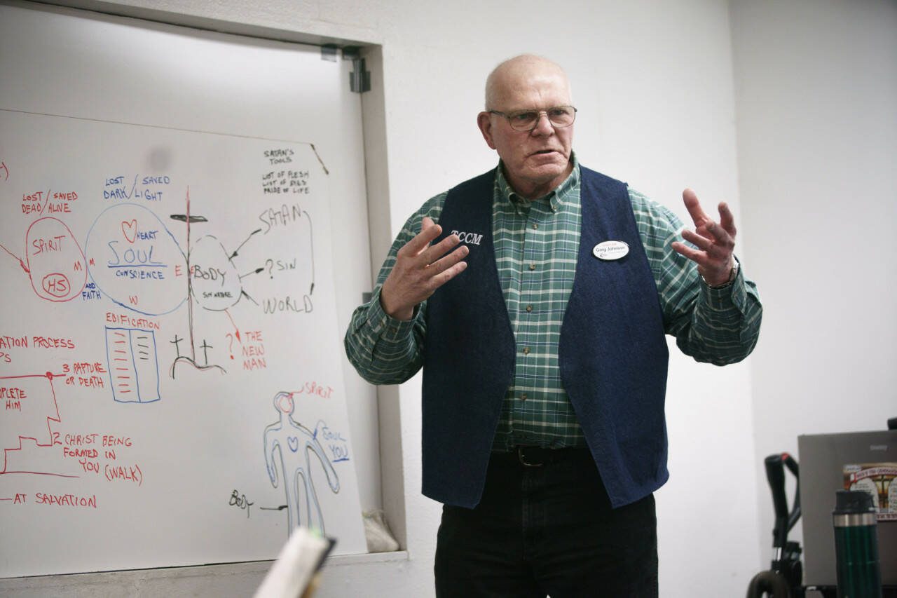 Truck-stop chaplain Greg Johnson holds a Bible meeting at the Trucker’s Christian Chapel at the TA Travel Center in Troutdale, Oregon, on April 23, 2023. (Mark Graves / The Oregonian)