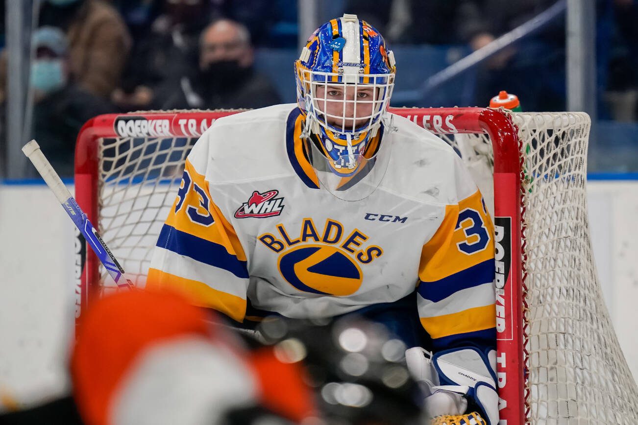 Goaltender Ethan Chadwick, seen here during a game with the Saskatoon Blades, was acquired by the Everett Silvertips on Thursday, May 11, 2023. (Saskatoon Blades photo)