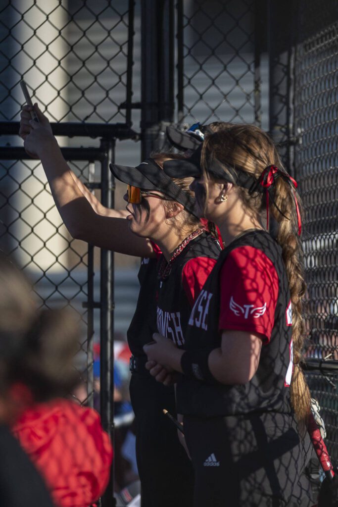 Snohomish players cheer during a game between Mountlake Terrace and Snohomish at Phil Johnson Ballfields in Everett, Washington on Thursday, May 18, 2023. Snohomish won, 4-0. (Annie Barker / The Herald)
