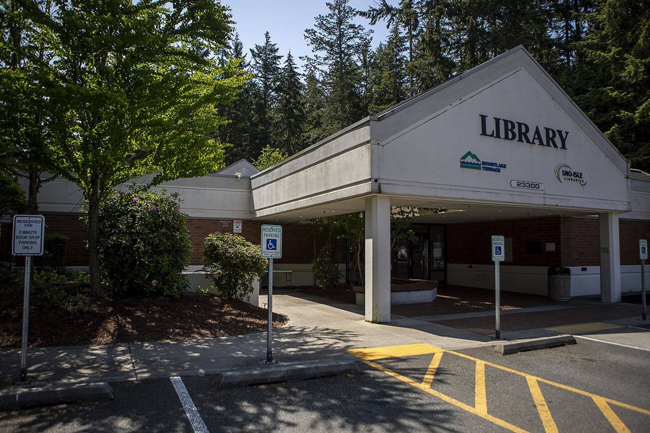 Mountlake Terrace Library, part of the Sno-Isle Libraries, in Mountlake Terrace, Washington on Thursday, June 1, 2023. (Annie Barker / The Herald)