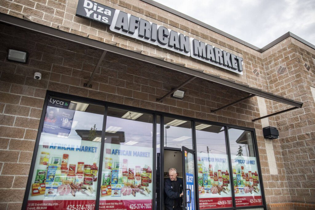 Outside of Dizayus African Market along Everett Mall Way on Wednesday, June 21, 2023 in Everett, Washington. (Olivia Vanni / The Herald)
