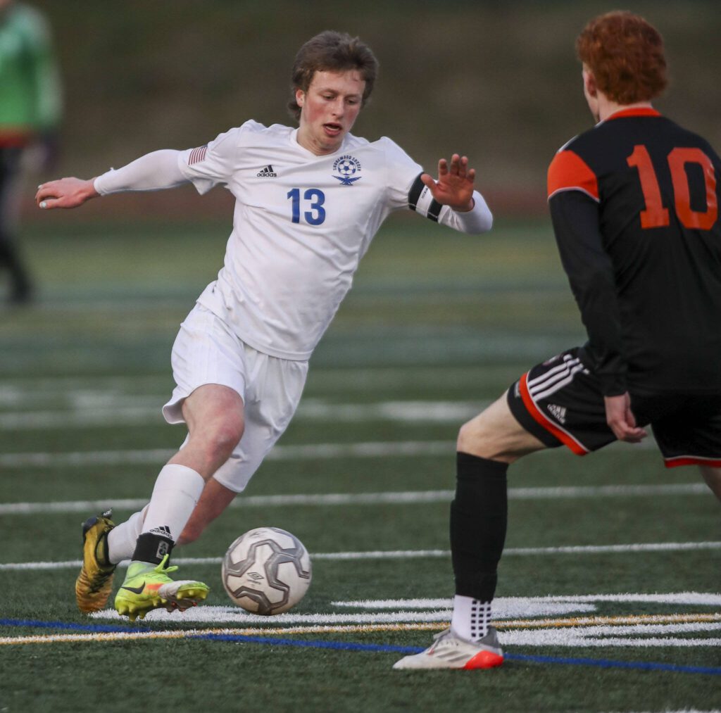 Shorewood’s Blaise Clapper (13). (Annie Barker / The Herald)