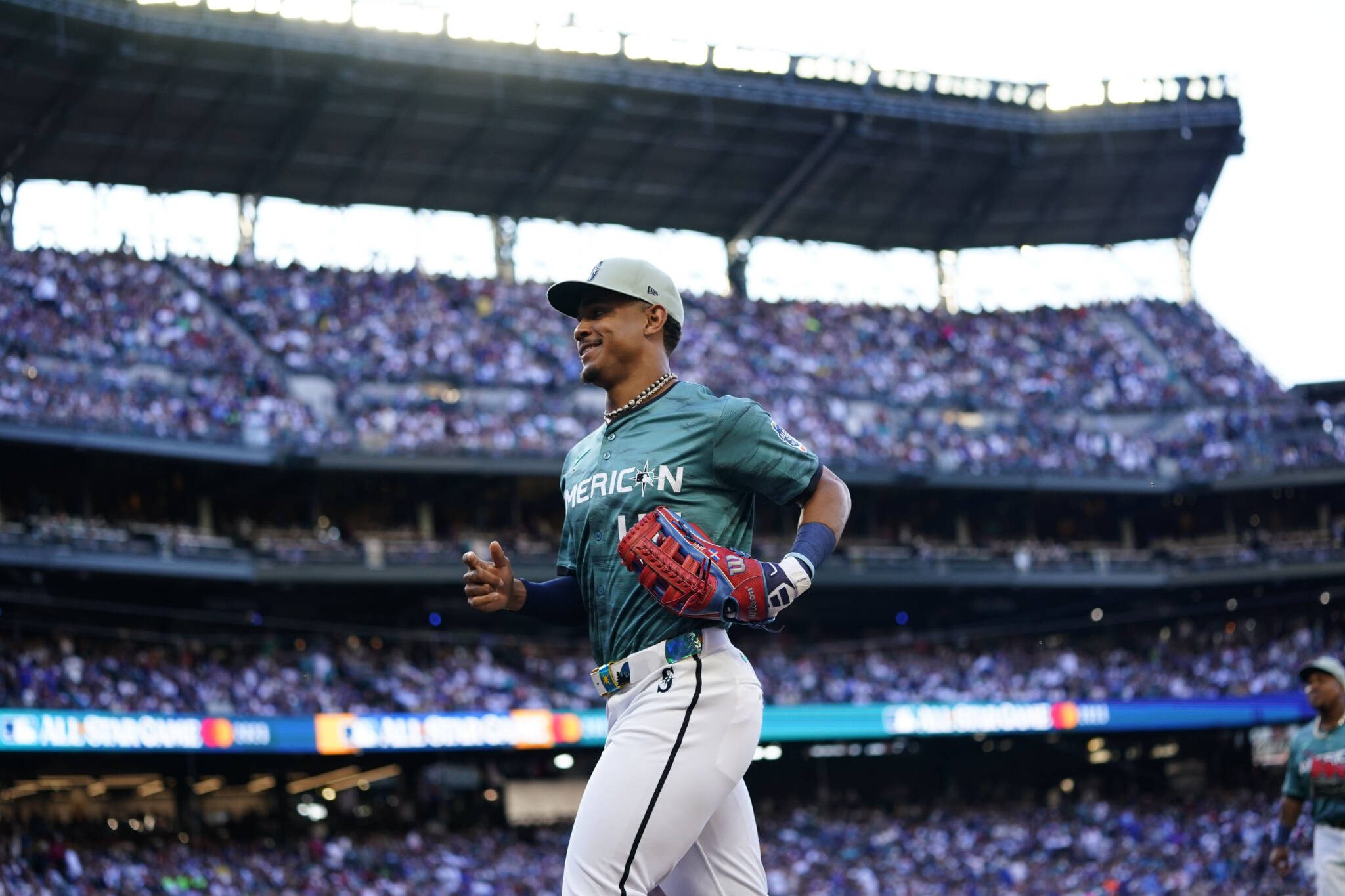 Mariners' star Julio Rodriguez named AL Player of the Week