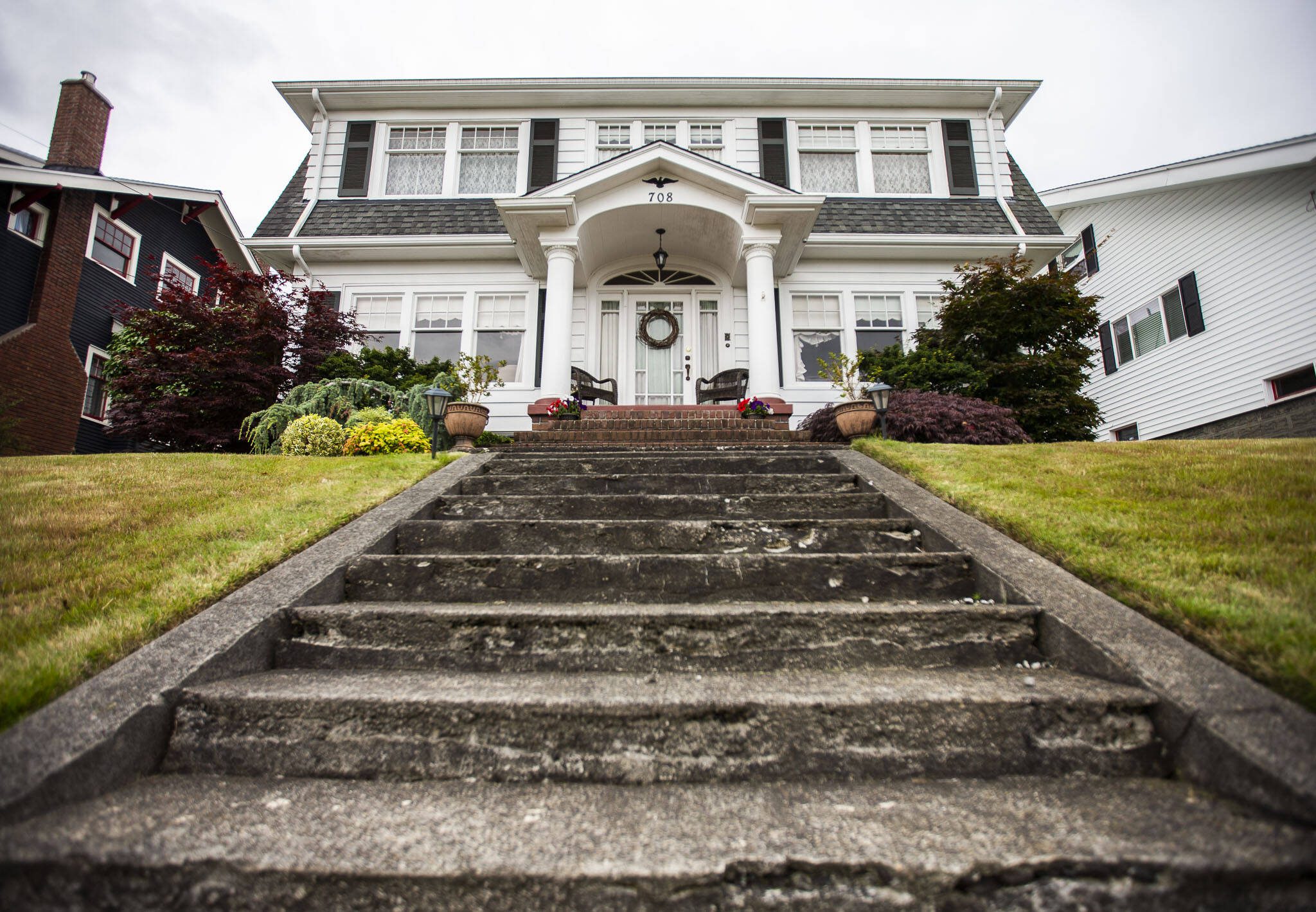 A home in Everett’s Rucker Hill neighborhood was Laura Palmer’s family home in “Twin Peaks.” (Olivia Vanni / The Herald)