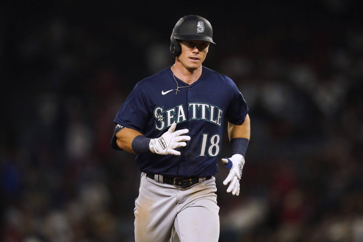 Marlowe’s grand slam in 9th propels Mariners past Angels
