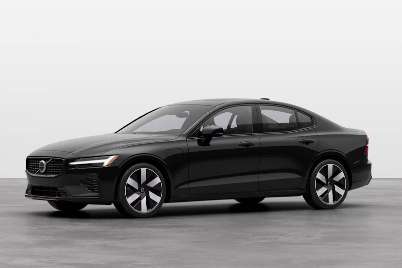 2023 Volvo S60 Recharge AWD Ultimate Black Edition (Photo provided)