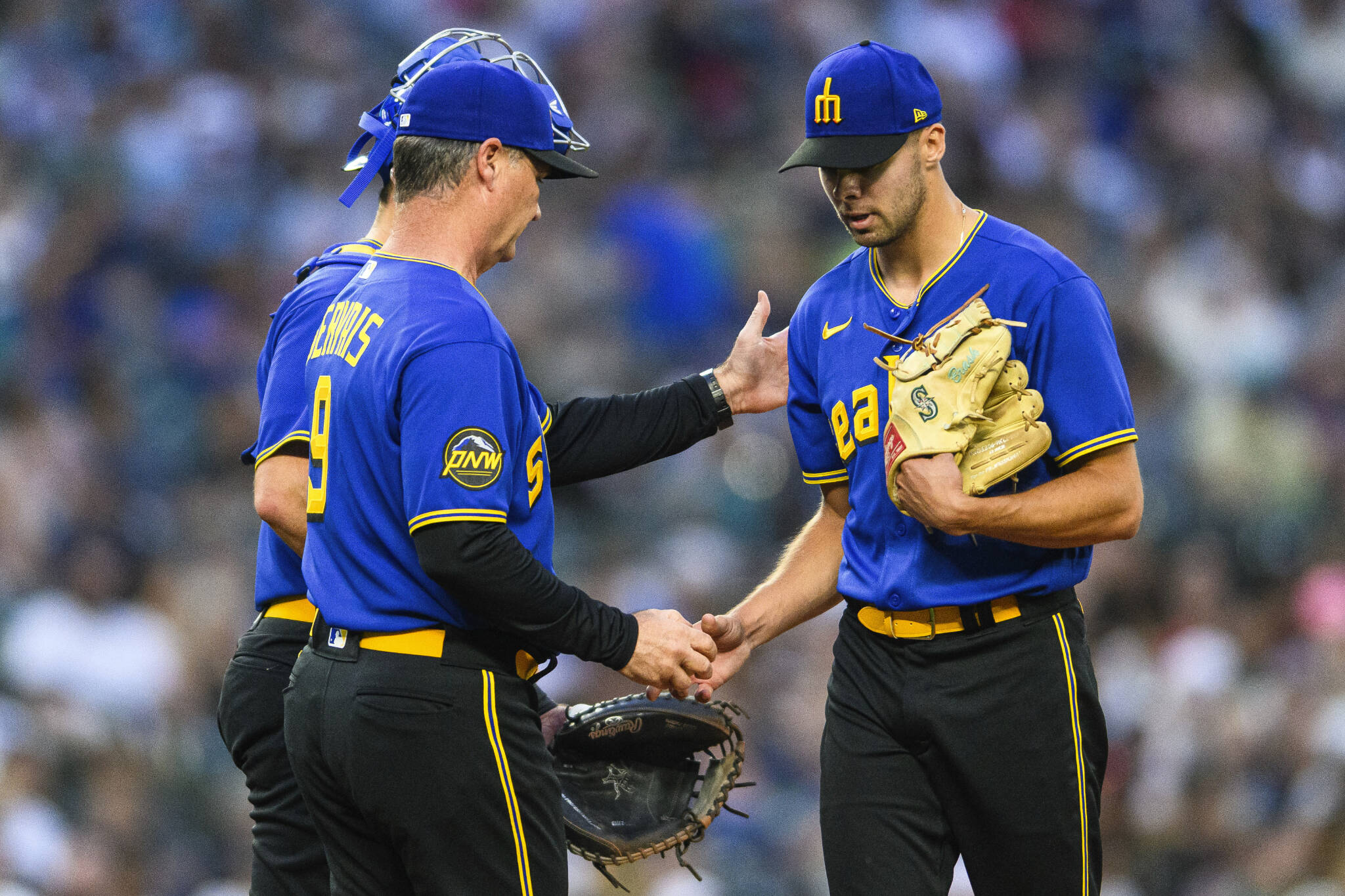 Will bullpen prevent Mariners' playoff-ready rotation from reaching  postseason?