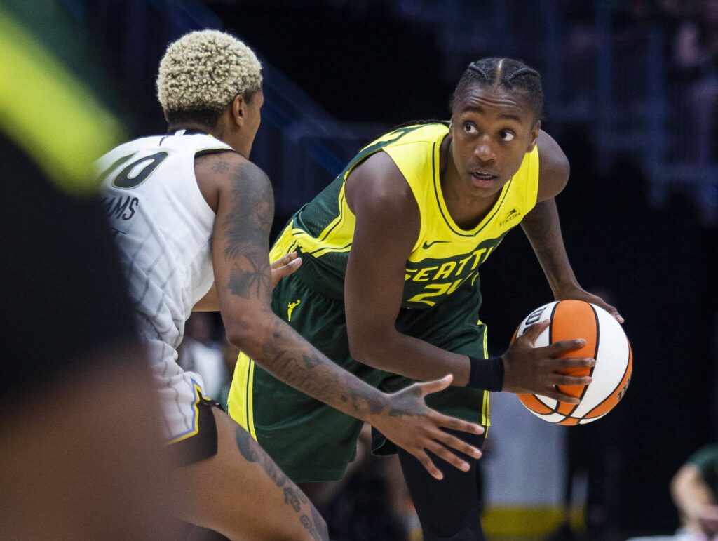 Seattle Storm’s Jewell Loyd calls a play during the game against the Chicago Sky at Climate Pledge Arena on Sunday, Aug. 27, 2023 in Seattle, Washington. (Olivia Vanni / The Herald)