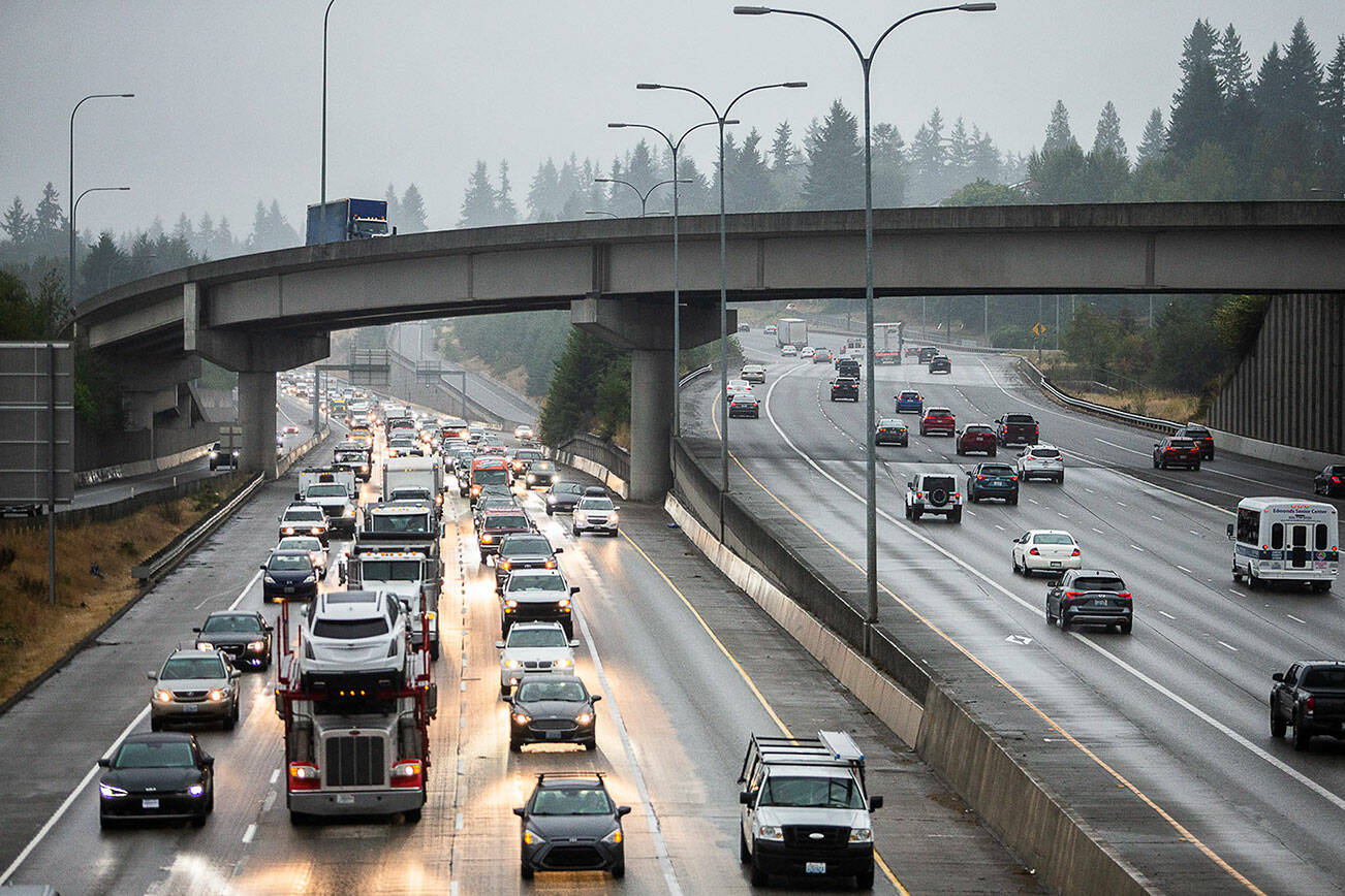 Traffic moves north and south along I-5 through Everett on Tuesday, Aug. 29, 2023. (Olivia Vanni / The Herald)
