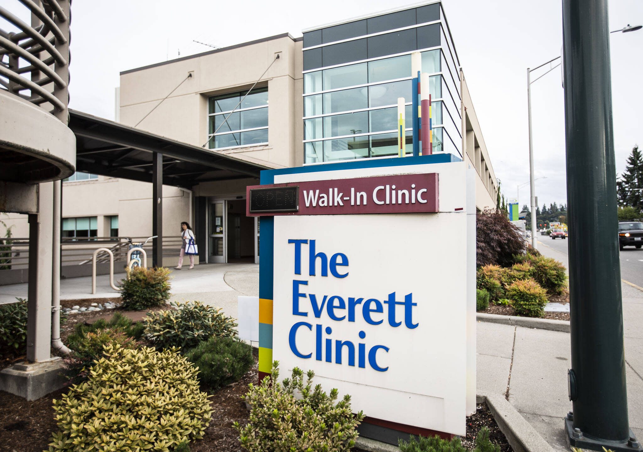 A person walks out of the Everett Clinic on Thursday, Sept. 7, 2023 in Everett, Washington. (Olivia Vanni / The Herald)