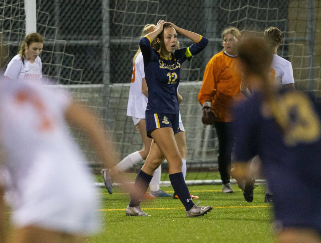 Everett’s Abby Blakely reacts to a missed shot during the game against Monroe on Thursday, Sept. 7, 2023 in Everett, Washington. (Olivia Vanni / The Herald)
