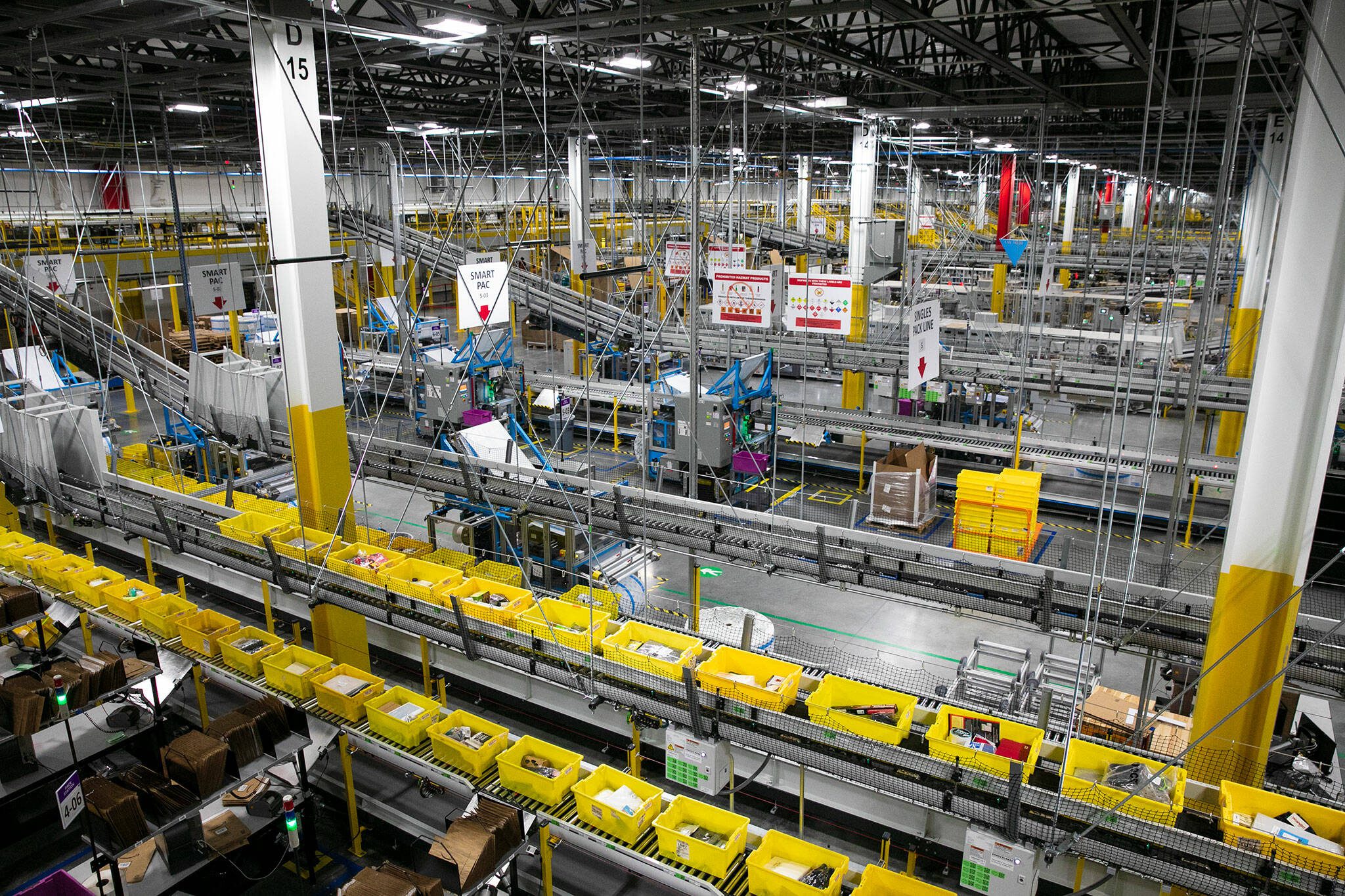 cuts ribbon on colossal $355M fulfillment center in