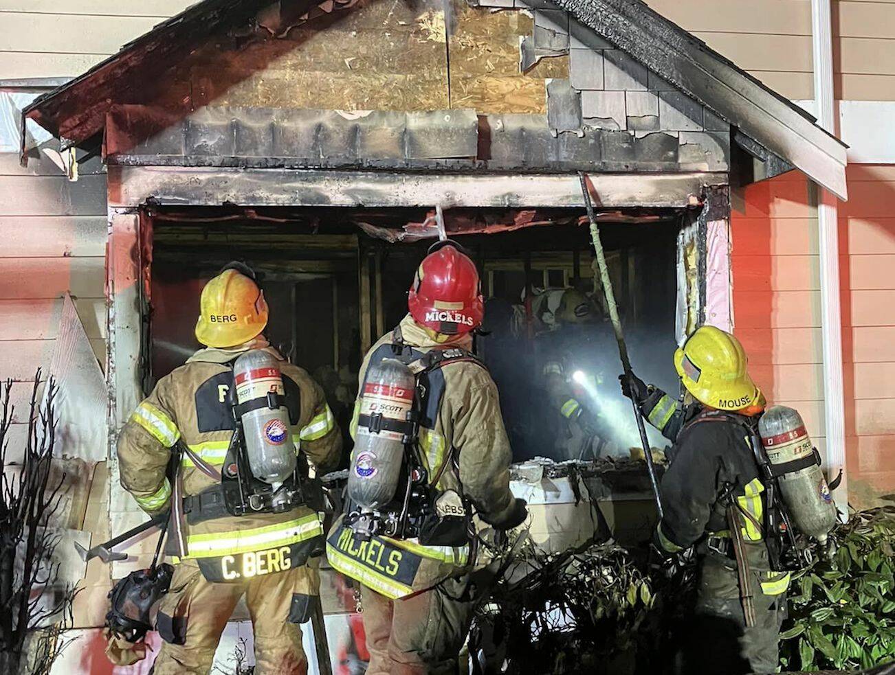 Snohomish Regional Fire and Rescue respond to a multi-unit structure fire in the early morning of Wednesday, Sept. 13, 2023, in Lake Stevens, Washington. (Photo provided by Snohomish Regional Fire & Rescue)