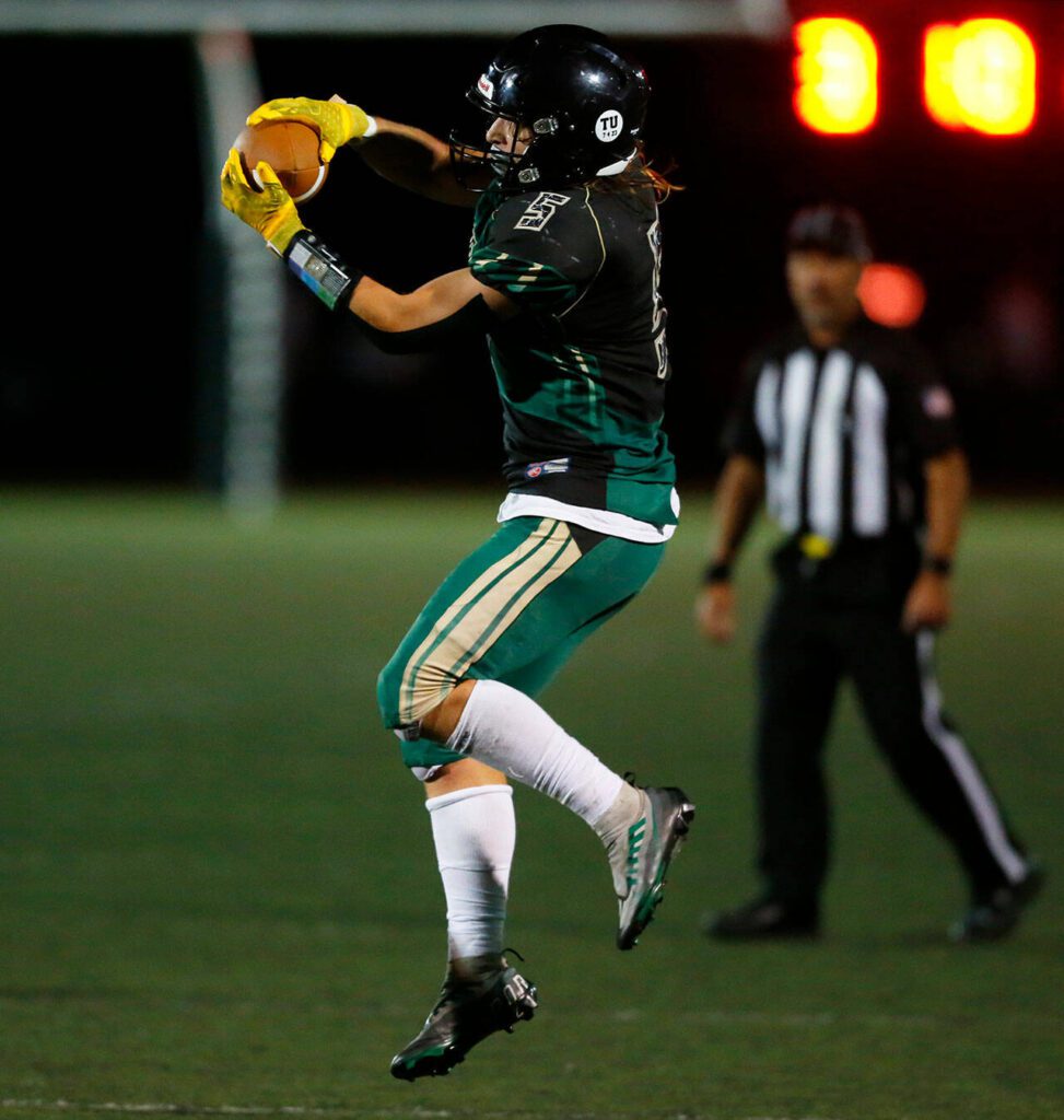 Marysville Getchell senior Andrew Withers catches a short pass against Marysville Pilchuck during the Berry Bowl on Friday, Sept. 15, 2023, at Quil Ceda Stadium in Marysville, Washington. (Ryan Berry / The Herald)
