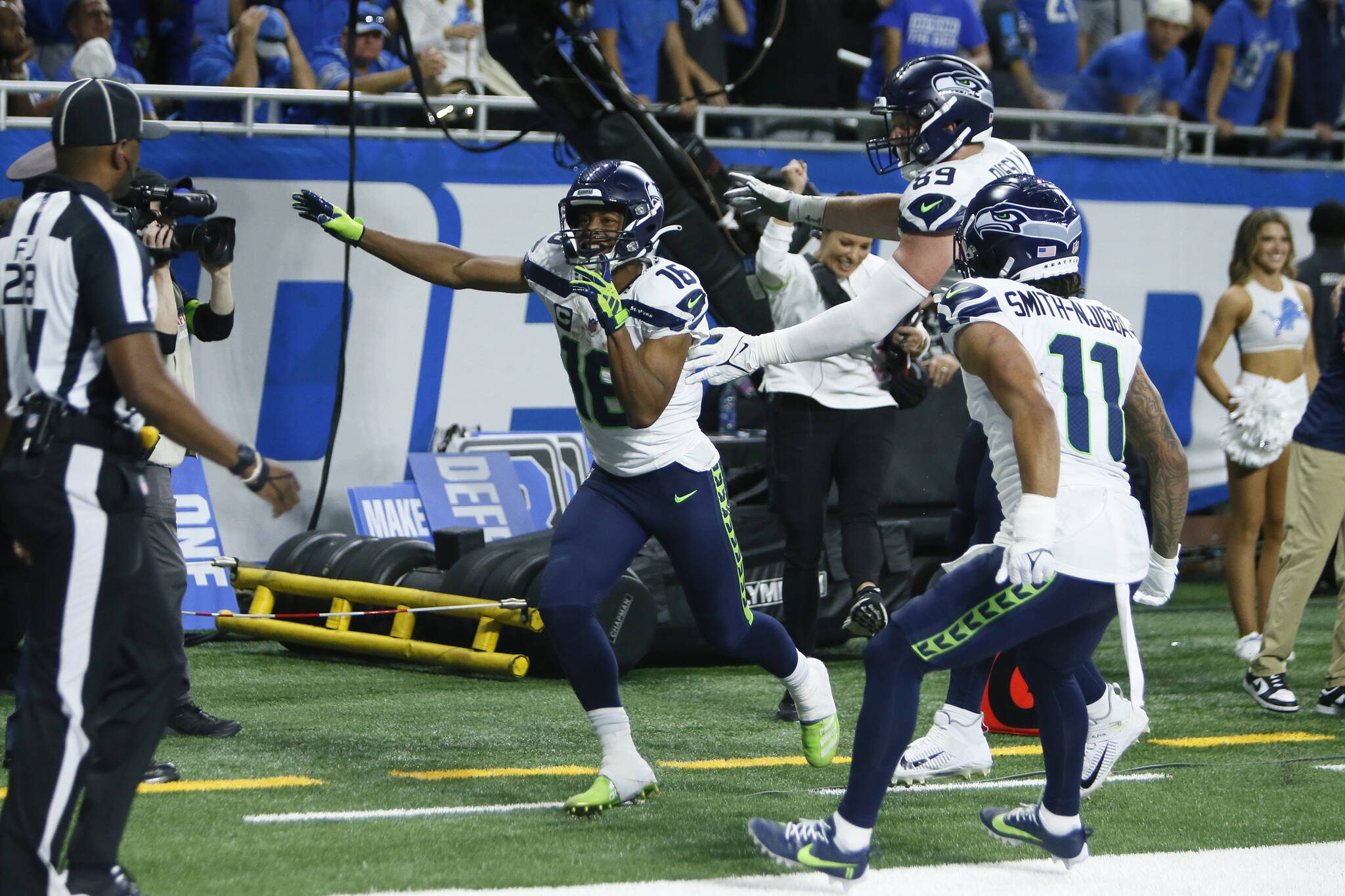 Grading the Seahawks in their 37-31 victory over the Lions